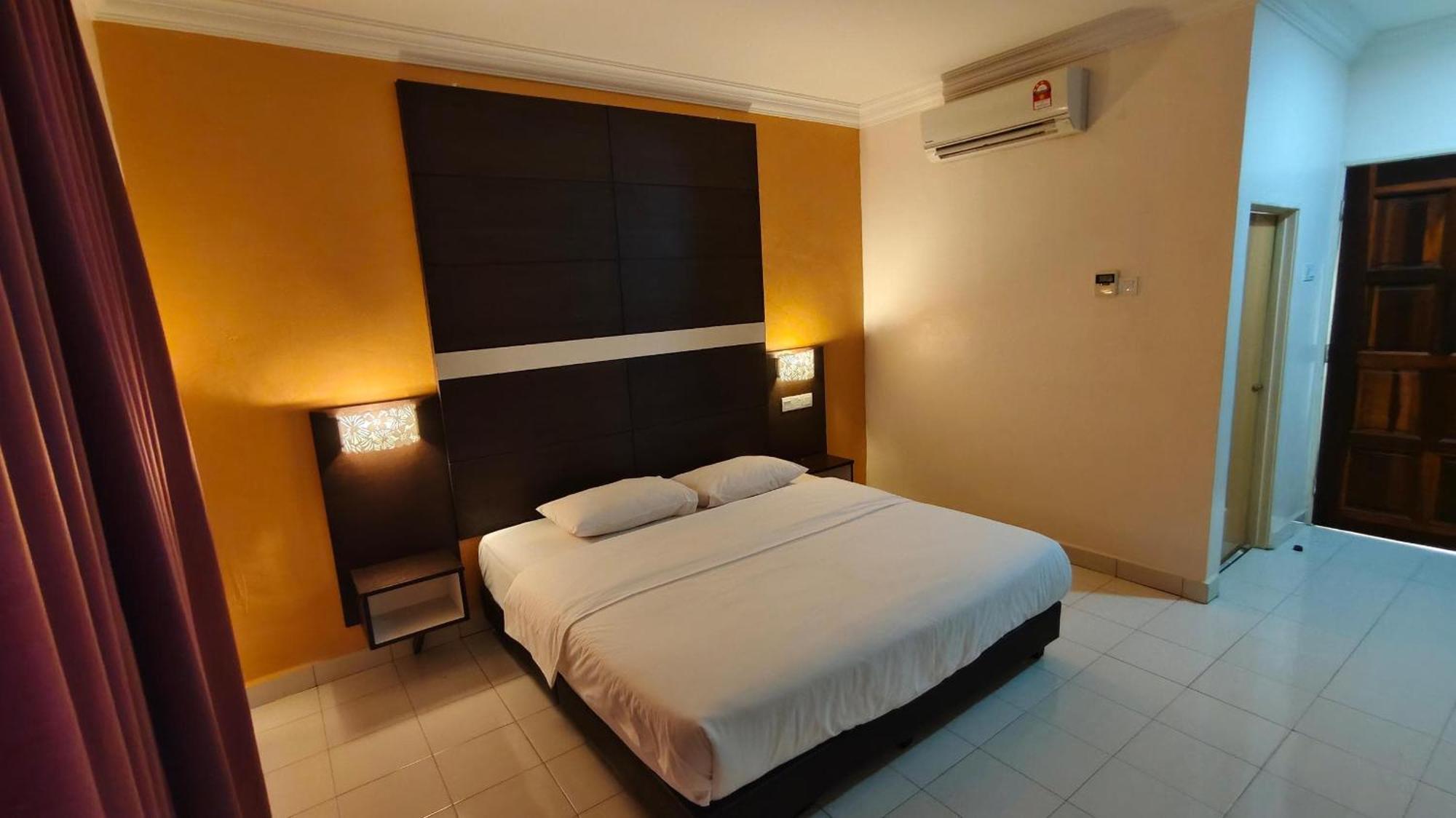 Casa Idaman Motel Pantai Cenang  Exterior photo